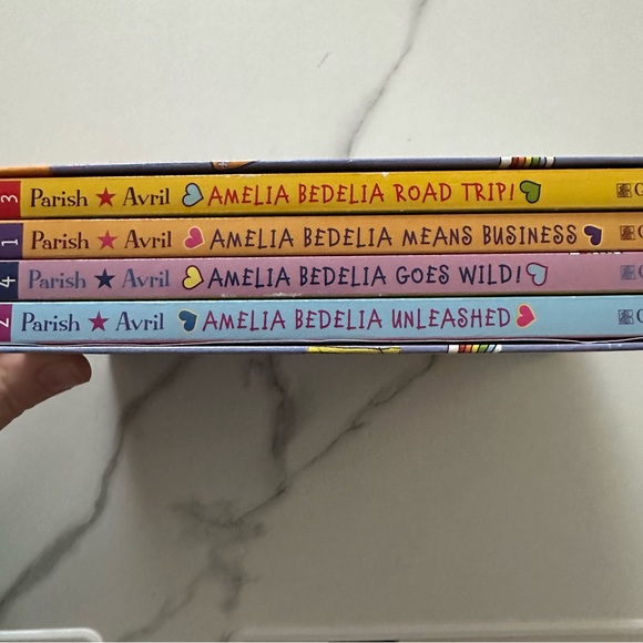 Like New - Amelia Bedelia set of 4 - Picture 3 of 7